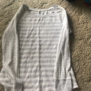 White and gray striped Old Navy long sleeve Tee